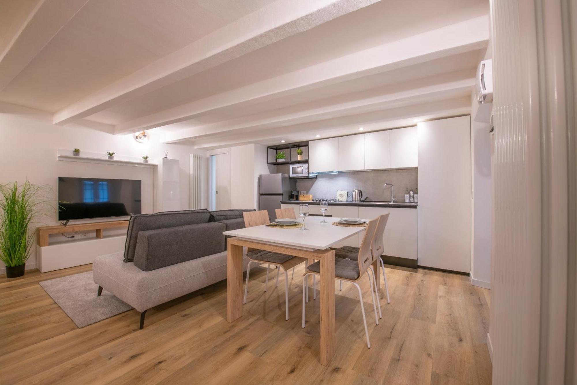 베로나 Borsarihouse Wifi & Smarttv 아파트 외부 사진